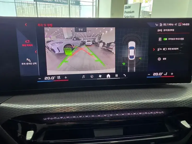2025 BMW i4 с пробегом 27 758 км