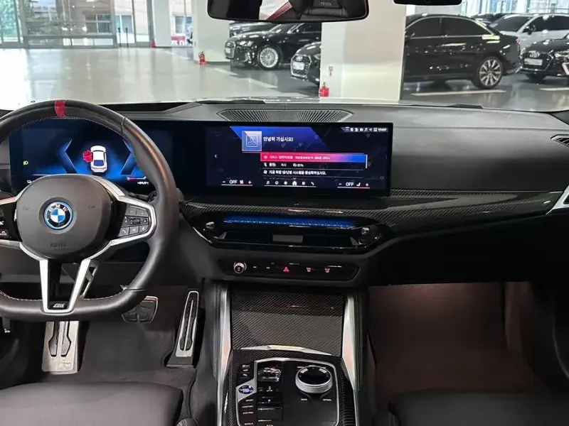 2025 BMW i4 с пробегом 19 541 км