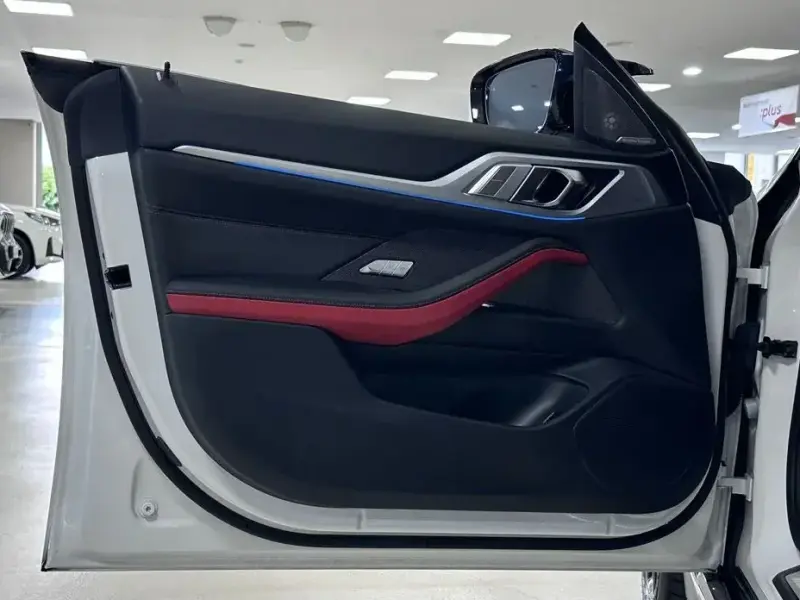 2025 BMW i4 с пробегом 19 541 км