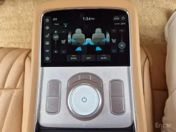 2023 Genesis G90 с пробегом 41 000 км