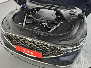 2023 Genesis G90 с пробегом 85 314 км