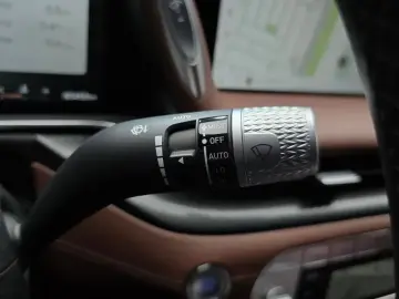 2023 Genesis G90 с пробегом 60 453 км