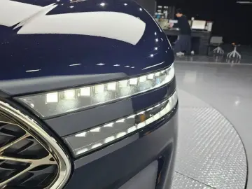 2023 Genesis G90 с пробегом 85 314 км