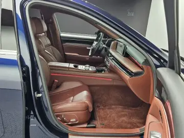 2023 Genesis G90 с пробегом 85 314 км