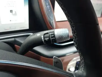 2023 Genesis G90 с пробегом 28 081 км