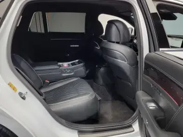 2023 Genesis G90 с пробегом 24 164 км