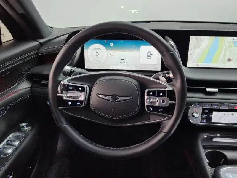 2023 Genesis G90 с пробегом 24 164 км