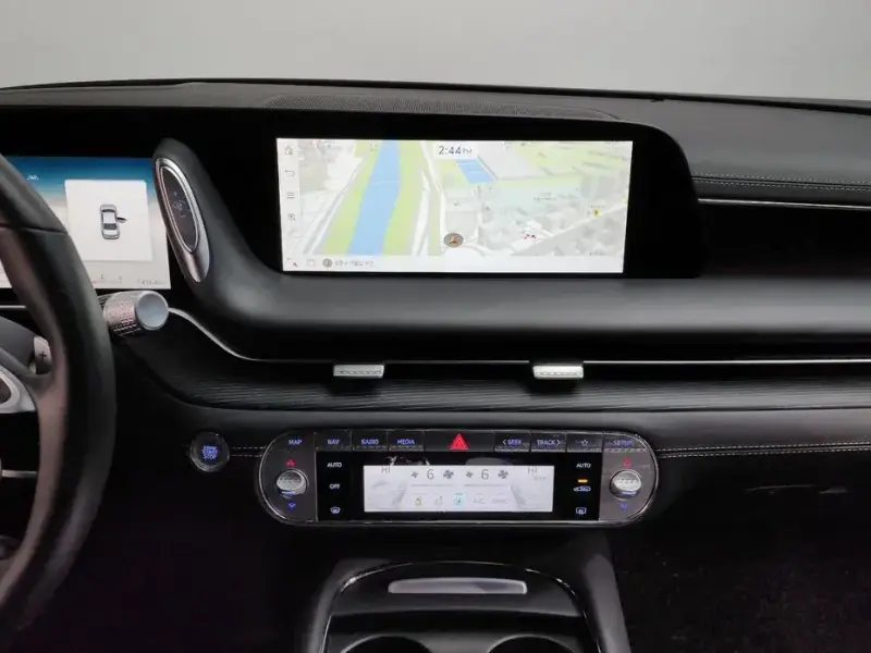 2023 Genesis G90 с пробегом 24 164 км