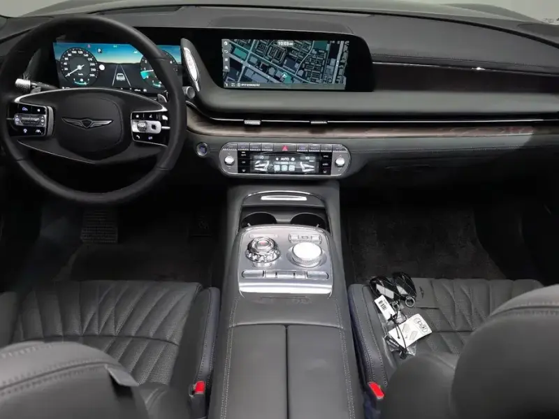 2023 Genesis G90 с пробегом 41 935 км