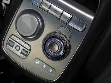2023 Genesis G90 с пробегом 41 935 км