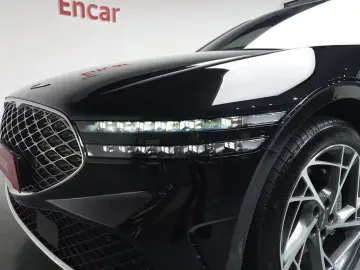 2023 Genesis G90 с пробегом 41 935 км