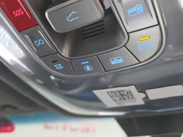 2023 Genesis G90 с пробегом 41 935 км