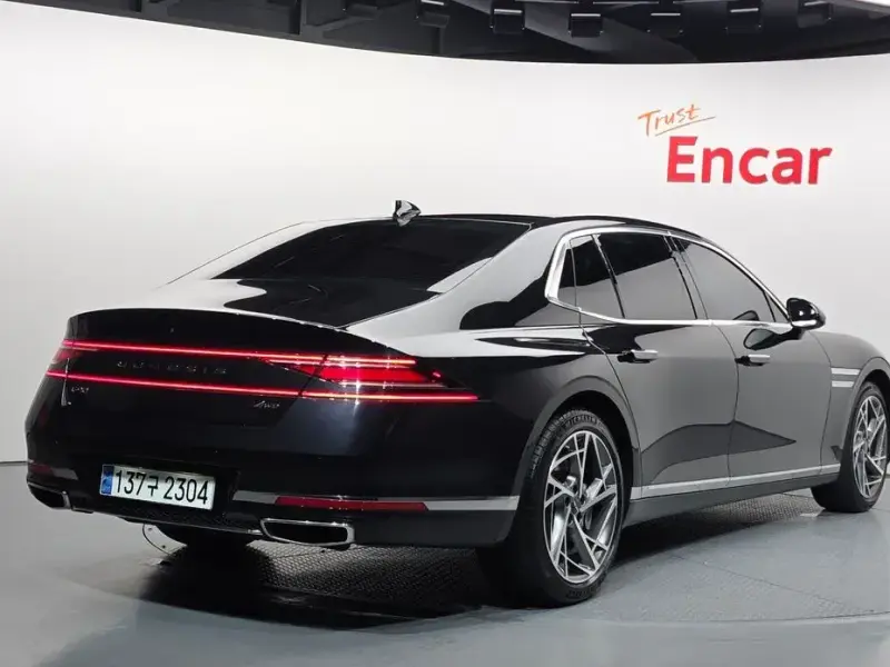 2023 Genesis G90 с пробегом 34 142 км