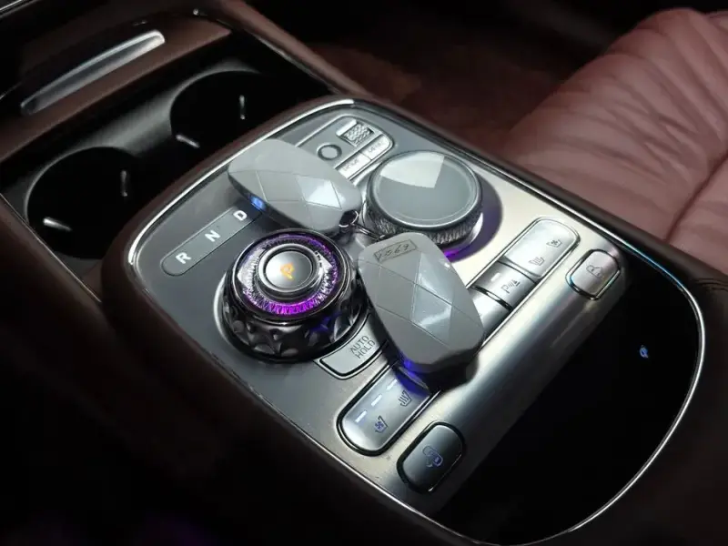 2023 Genesis G90 с пробегом 21 490 км
