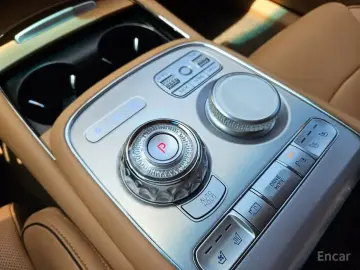 2023 Genesis G90 с пробегом 16 646 км
