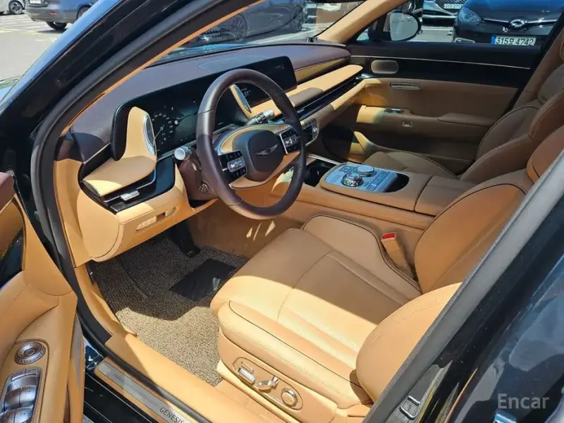 2023 Genesis G90 с пробегом 16 646 км