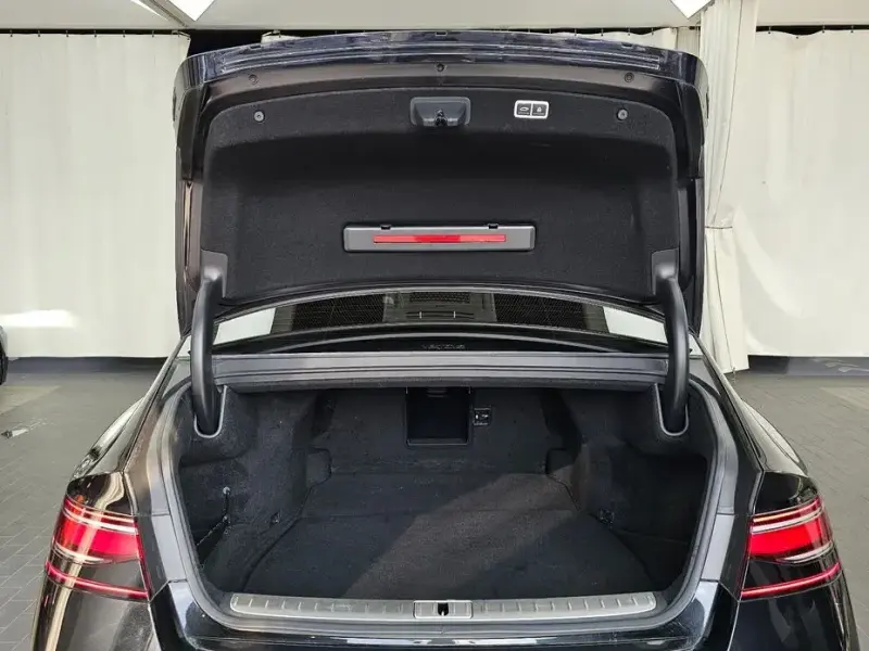 2023 Genesis G90 с пробегом 92 134 км