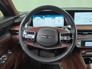 2023 Genesis G90 с пробегом 39 782 км