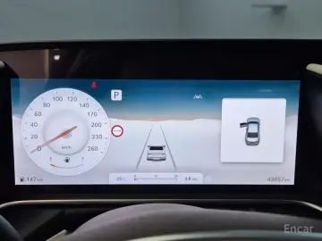 2023 Genesis G90 с пробегом 43 850 км