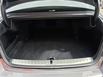 2023 Genesis G90 с пробегом 54 530 км