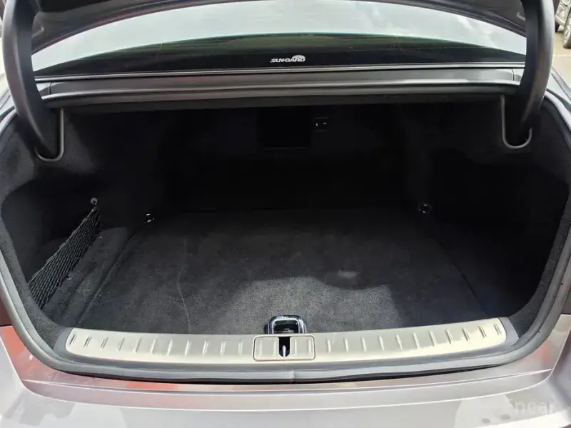 2023 Genesis G90 с пробегом 54 530 км