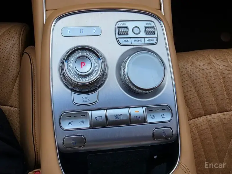 2023 Genesis G90 с пробегом 54 530 км