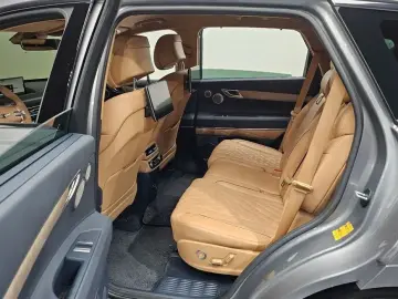 2023 Genesis GV80 с пробегом 21 801 км
