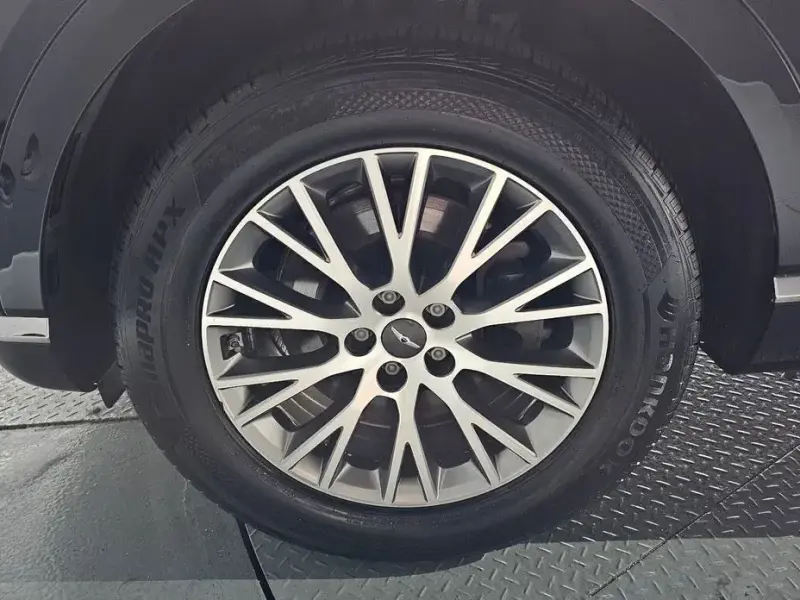 2023 Genesis GV80 с пробегом 69 789 км