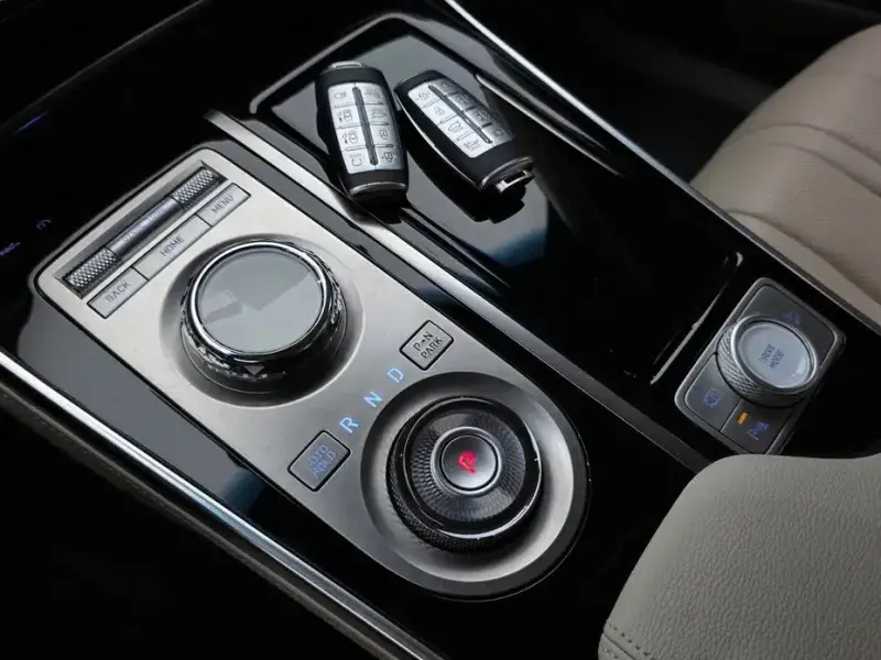 2023 Genesis GV80 с пробегом 55 772 км