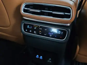 2023 Genesis GV80 с пробегом 37 929 км