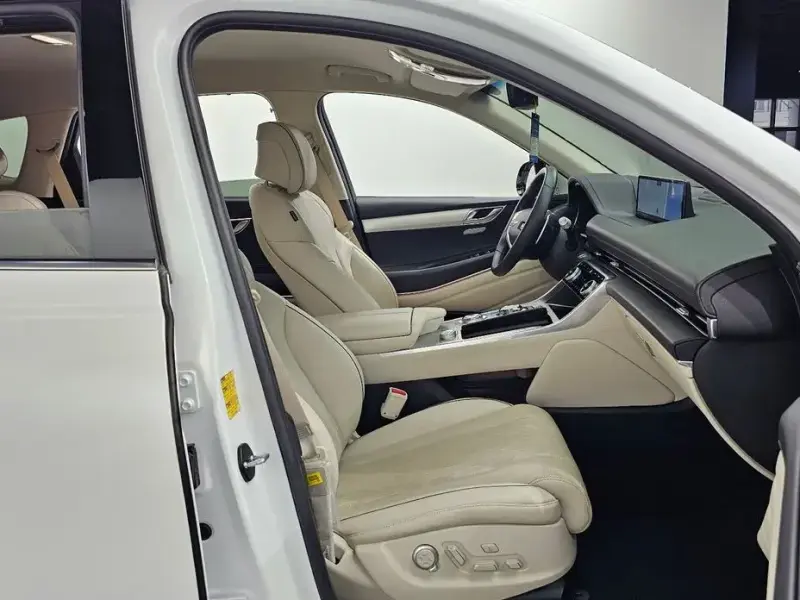 2023 Genesis GV80 с пробегом 53 005 км