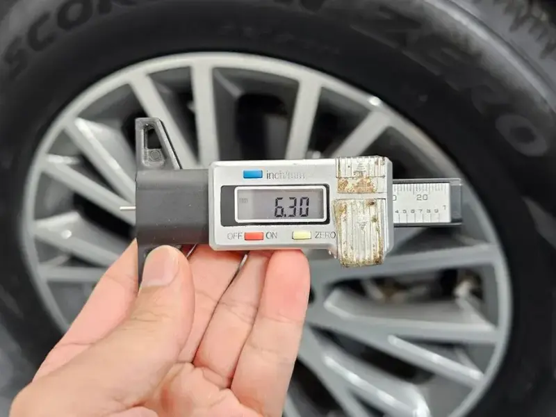 2023 Genesis GV80 с пробегом 25 711 км