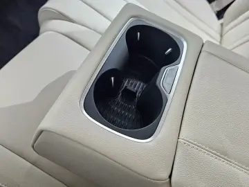 2023 Genesis GV80 с пробегом 25 711 км