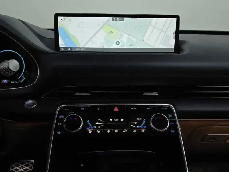 2023 Genesis GV80 с пробегом 82 330 км