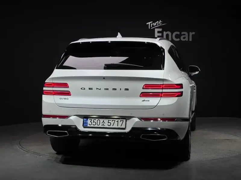2023 Genesis GV80 с пробегом 35 081 км