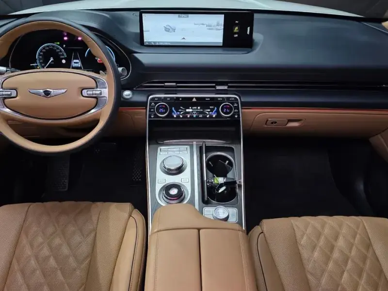 2023 Genesis GV80 с пробегом 35 081 км
