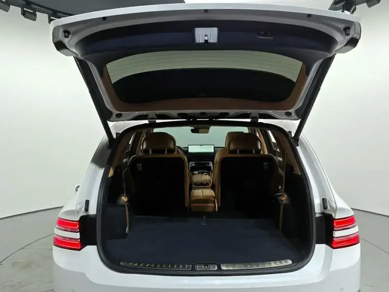 2023 Genesis GV80 с пробегом 61 194 км