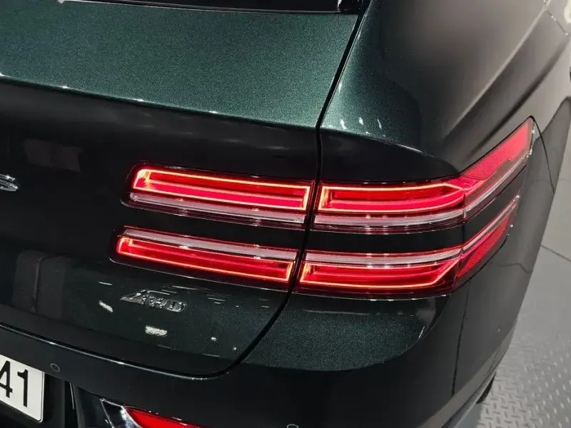 2023 Genesis GV80 с пробегом 33 567 км