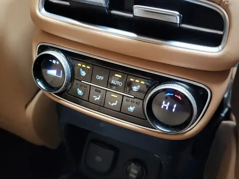 2023 Genesis GV80 с пробегом 91 571 км