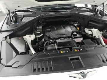 2023 Genesis GV80 с пробегом 9 363 км
