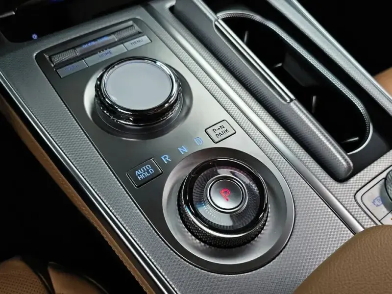 2023 Genesis GV80 с пробегом 9 363 км