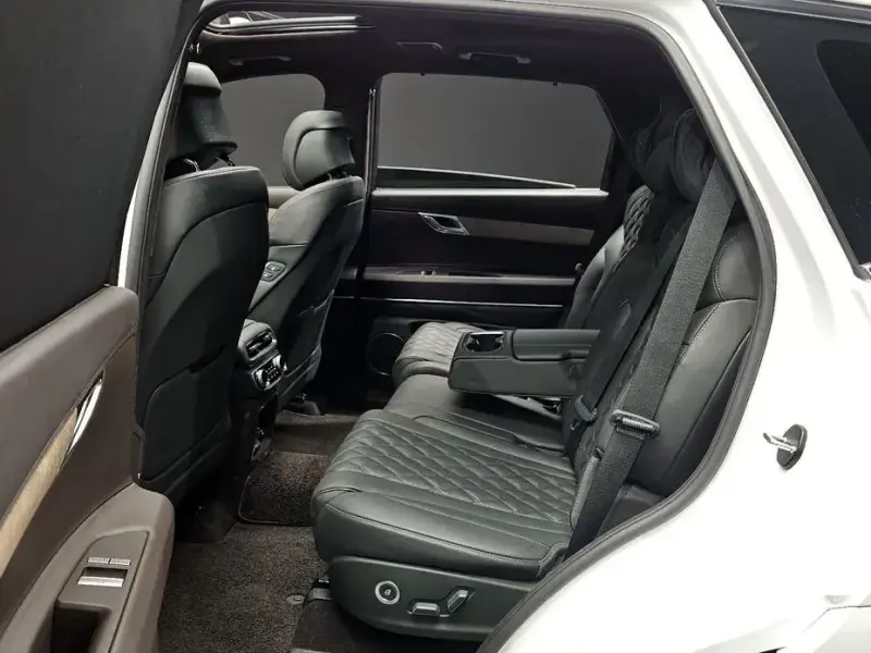 2023 Genesis GV80 с пробегом 33 565 км