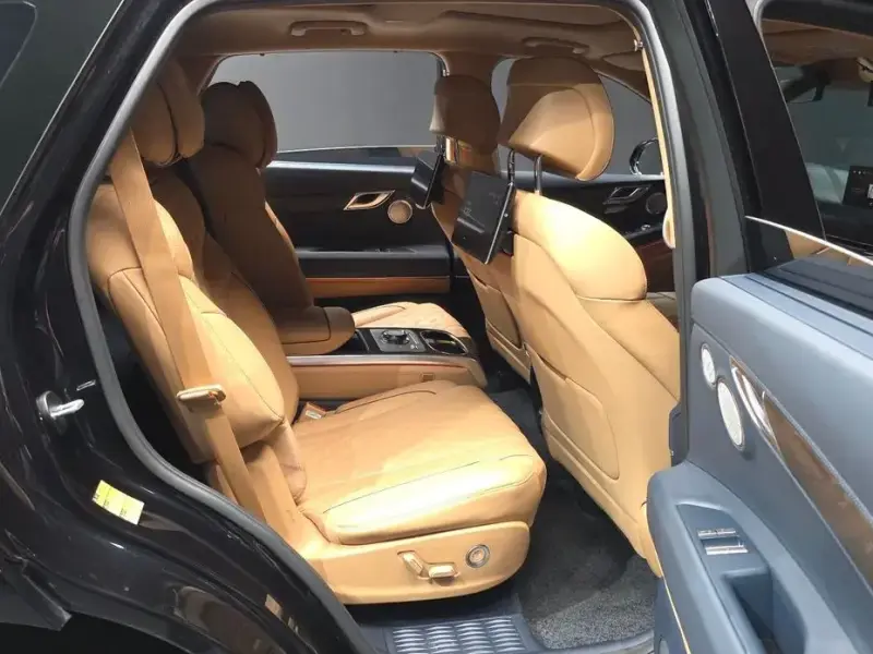 2023 Genesis GV80 с пробегом 21 932 км