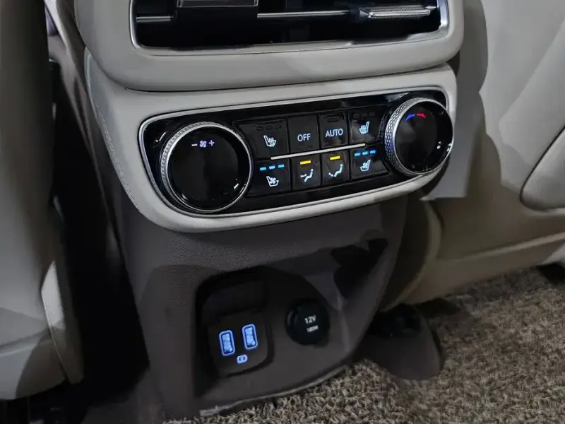 2023 Genesis GV80 с пробегом 31 892 км
