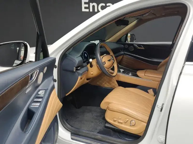 2023 Genesis GV80 с пробегом 71 445 км