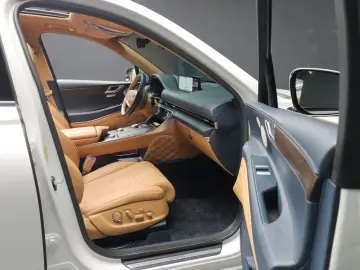 2023 Genesis GV80 с пробегом 71 445 км
