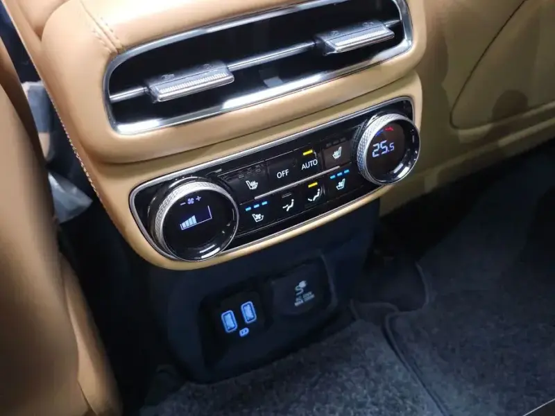 2023 Genesis GV80 с пробегом 71 445 км