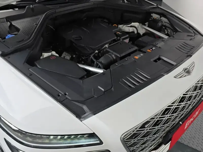 2023 Genesis GV80 с пробегом 42 923 км
