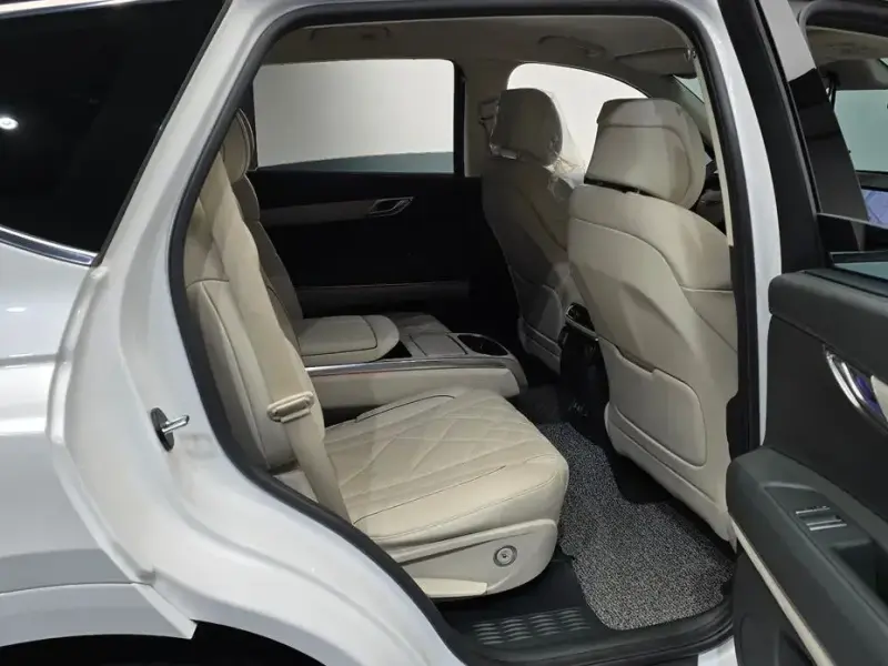 2023 Genesis GV80 с пробегом 42 923 км