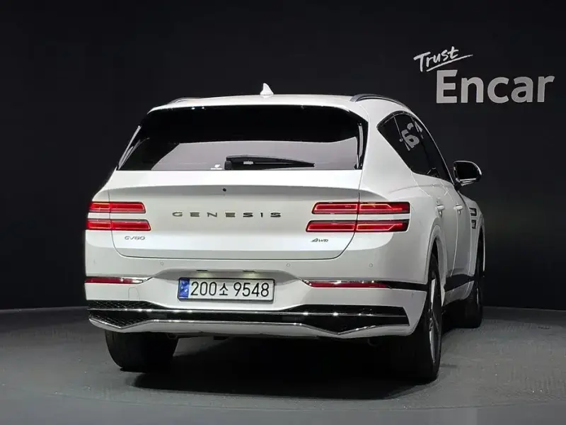 2023 Genesis GV80 с пробегом 36 339 км